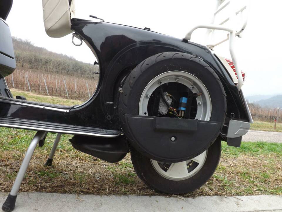 Bild 37/50 von Piaggio Vespa PX 125 E (1983)