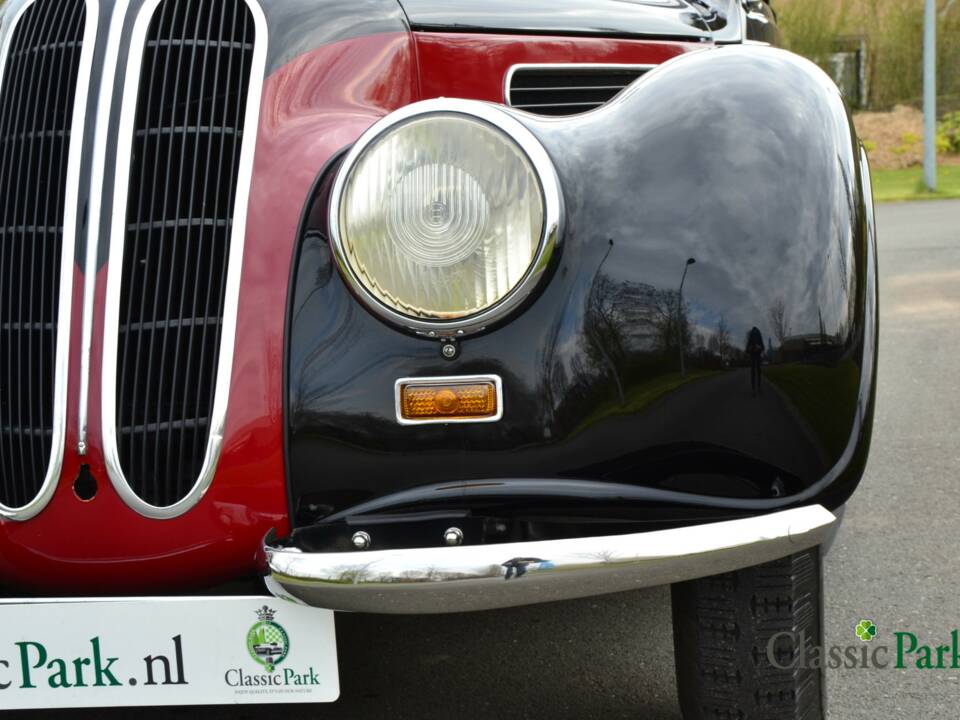 Bild 41/50 von BMW 327 (1949)