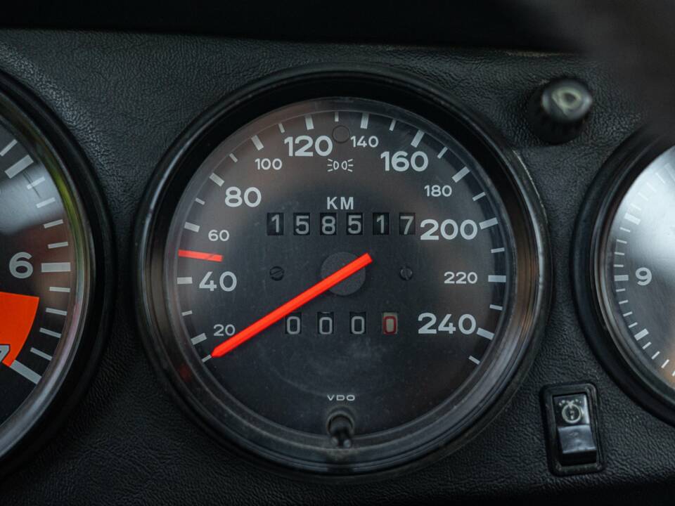 Image 47/50 de Porsche 911 SC 3.0 (1979)