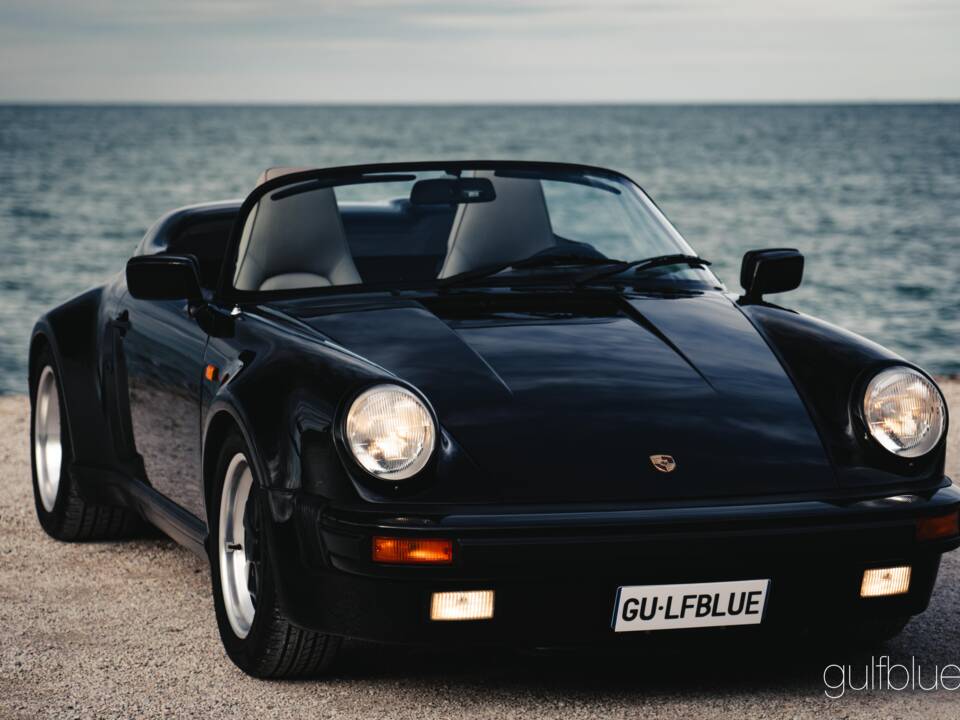 Image 24/85 of Porsche 911 Speedster 3.2 (1989)