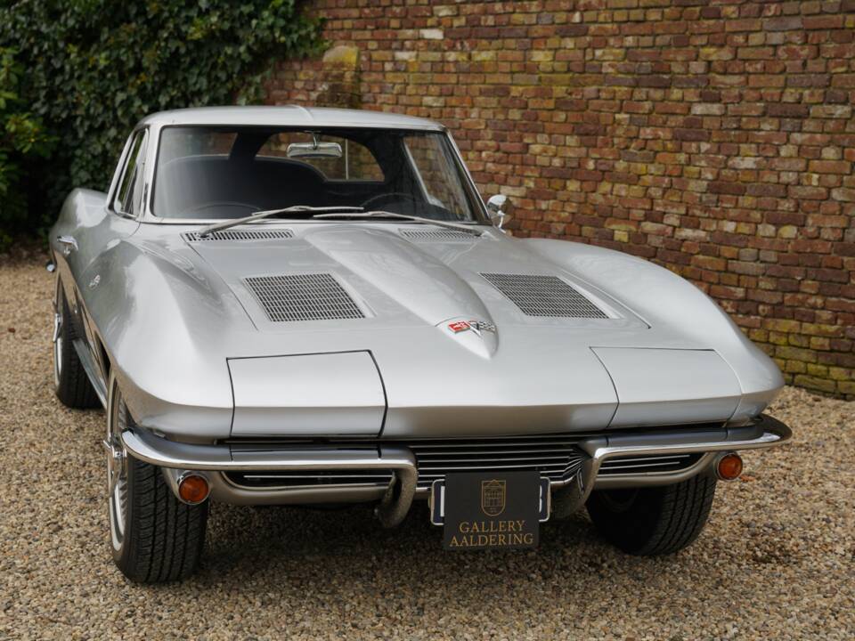 Image 40/50 of Chevrolet Corvette Sting Ray (1963)