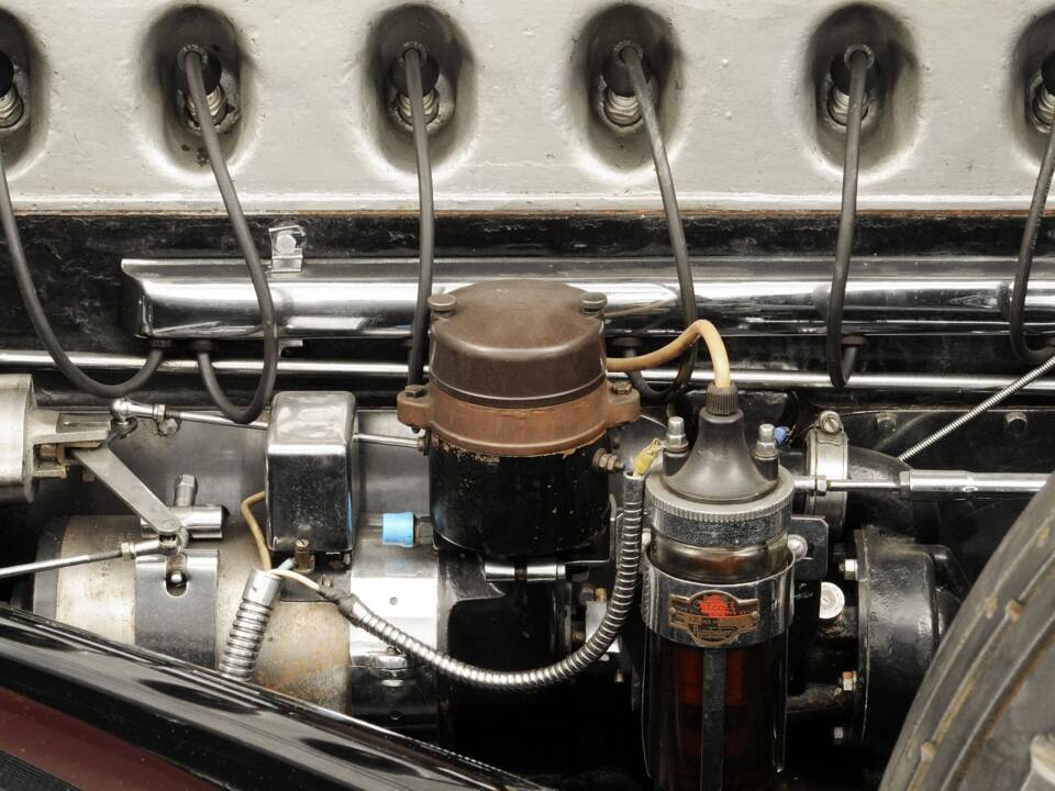 Immagine 6/59 di Mercedes-Benz 540 K Cabriolet C (1937)