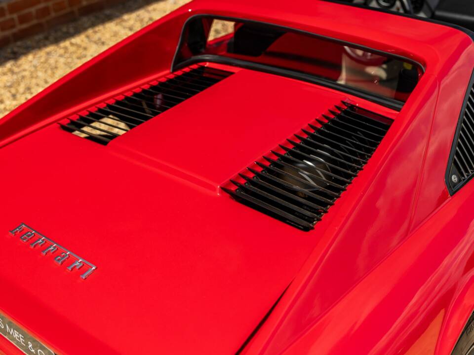 Afbeelding 32/44 van Ferrari 308 GTB Quattrovalvole (1984)