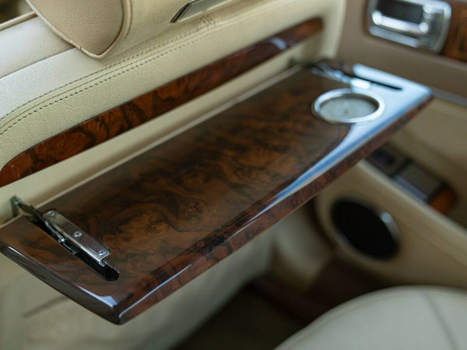 Afbeelding 50/50 van Daimler XJ 6 4.0 (1991)