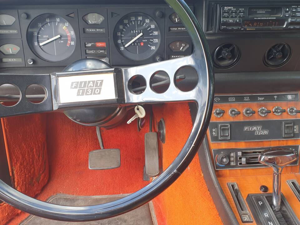 Imagen 7/7 de FIAT 130 Coupé (1975)