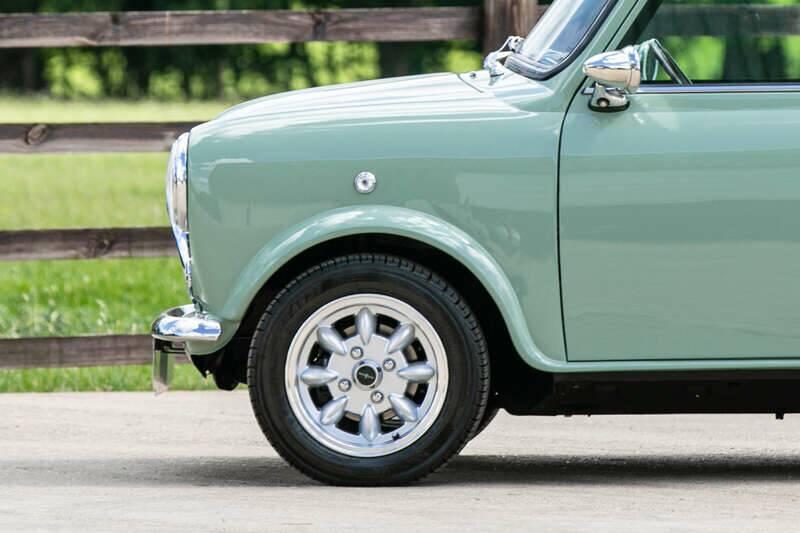 Bild 32/33 von Rover Mini 1.3i (1997)