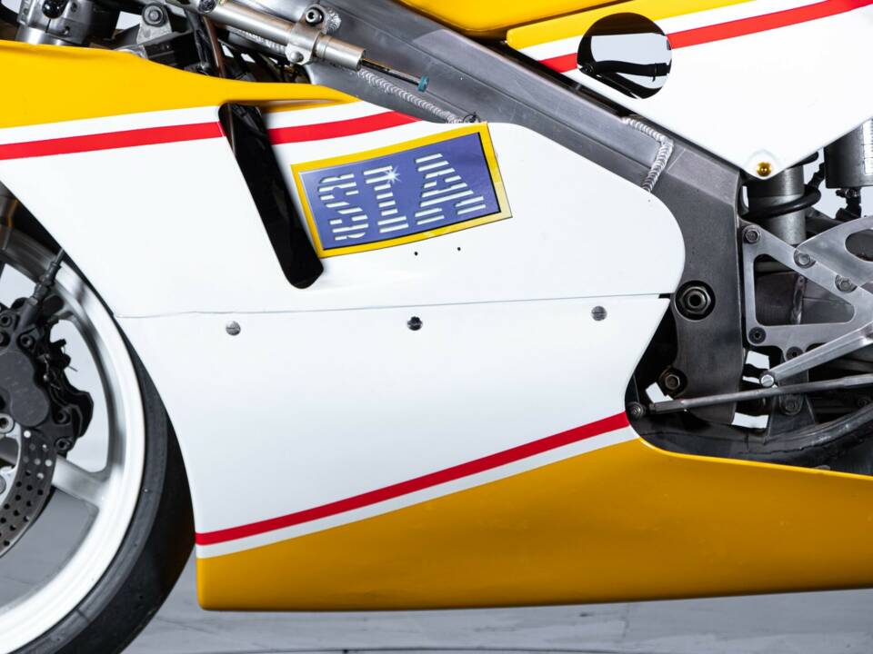 Bild 24/50 von Honda RS 250 RF (1992)