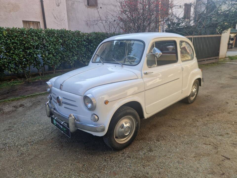 Image 1/15 of FIAT 600 D (1962)