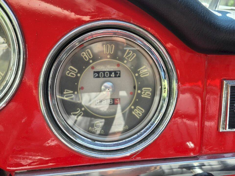Image 30/71 of Alfa Romeo Giulietta Spider (1961)