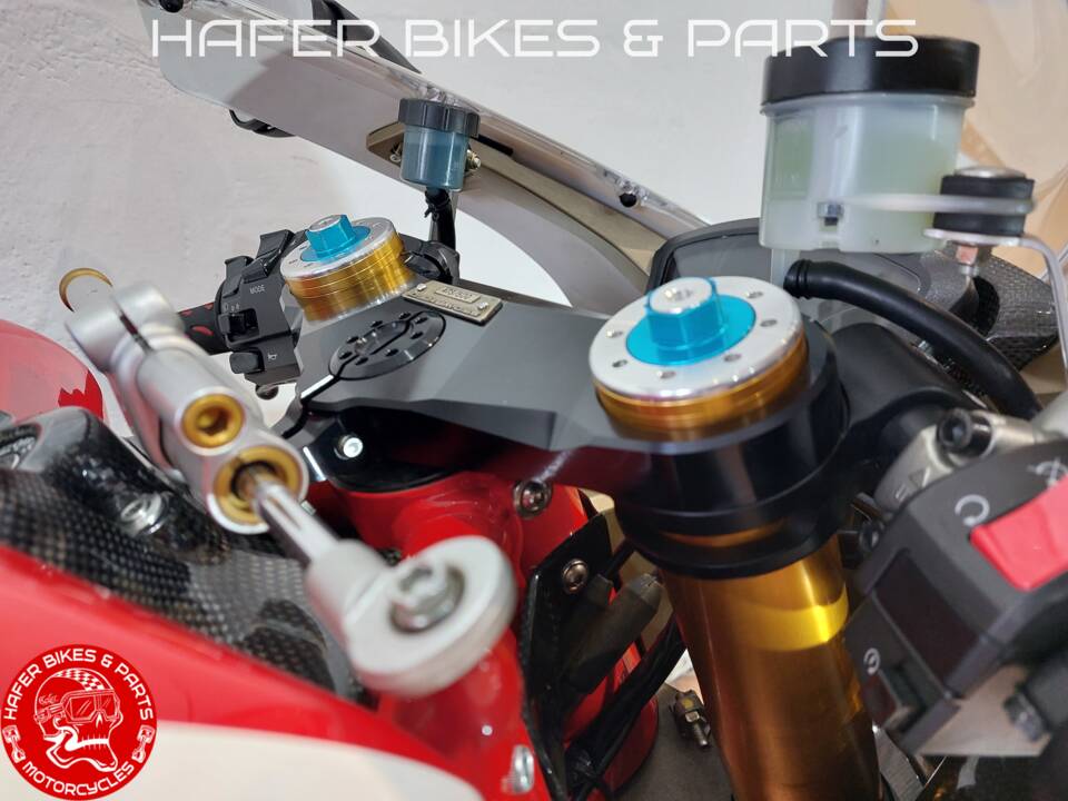 Bild 21/56 von Ducati 1098 R (2009)