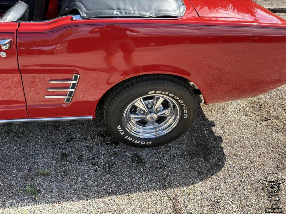 Bild 24/50 von Ford Mustang 289 (1966)