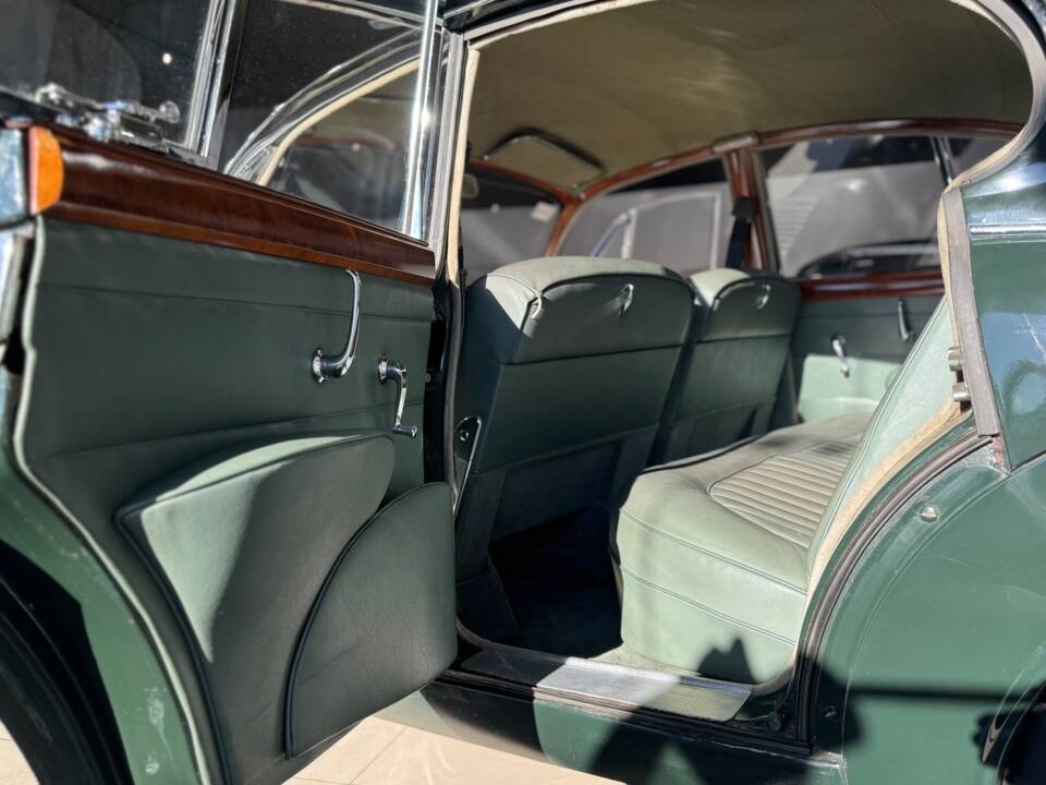 Bild 23/29 von Jaguar Mk II 3.4 (1962)