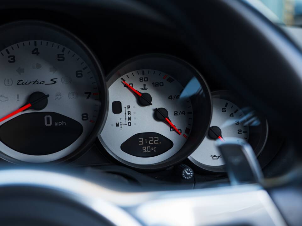 Bild 24/46 von Porsche 911 Turbo S (2012)