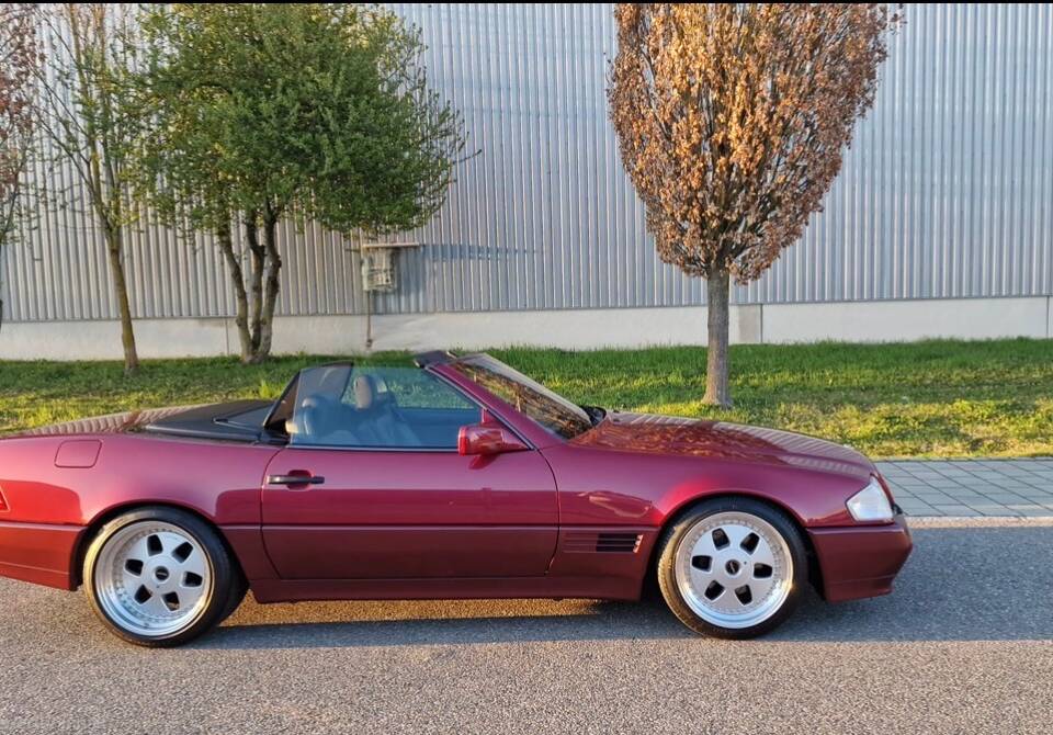 Imagen 7/7 de Mercedes-Benz 500 SL (1991)