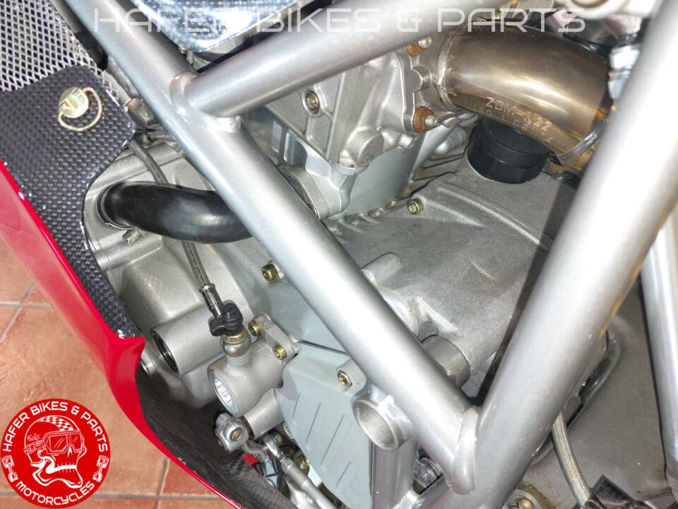 Immagine 45/58 di Ducati 998 R (2002)