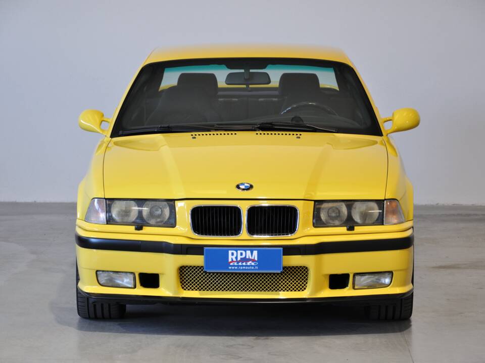 Image 8/31 of BMW M3 (1994)