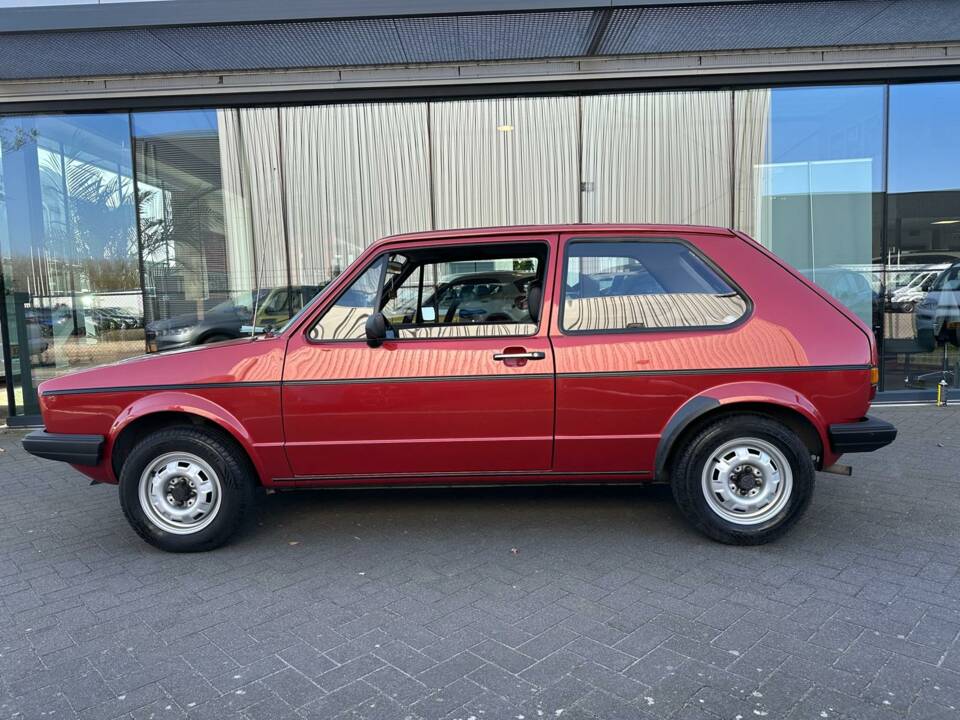 Image 3/6 of Volkswagen Golf Mk I 1.1 (1983)
