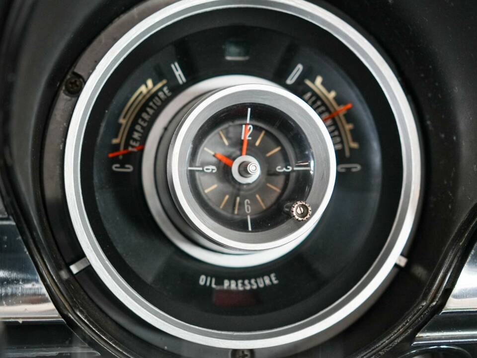 Image 35/44 of Dodge Polara (1965)