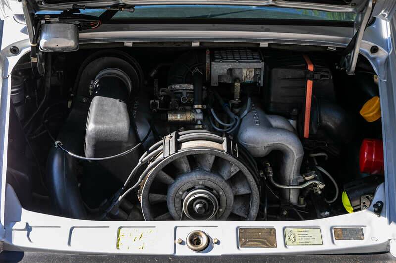 Bild 3/42 von Porsche 911 Carrera 3.2 (1989)
