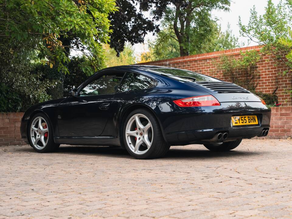 Bild 25/50 von Porsche 911 Carrera S (2005)