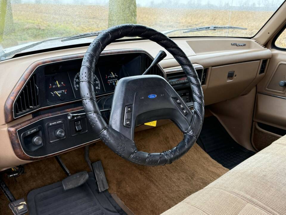 Immagine 12/22 di Ford F-250 (1988)
