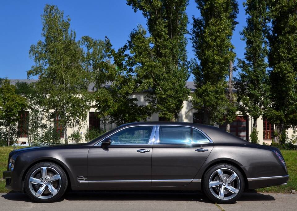 Afbeelding 4/36 van Bentley Mulsanne Speed (2015)