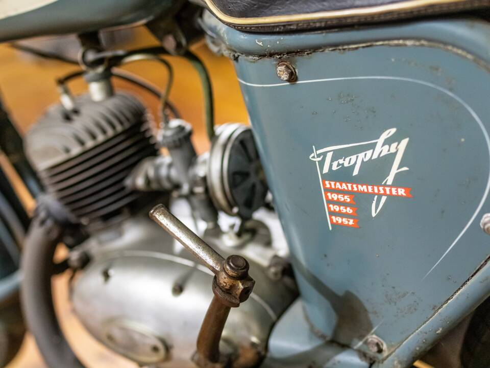 Immagine 10/18 di KTM Trophy 125 (1900)