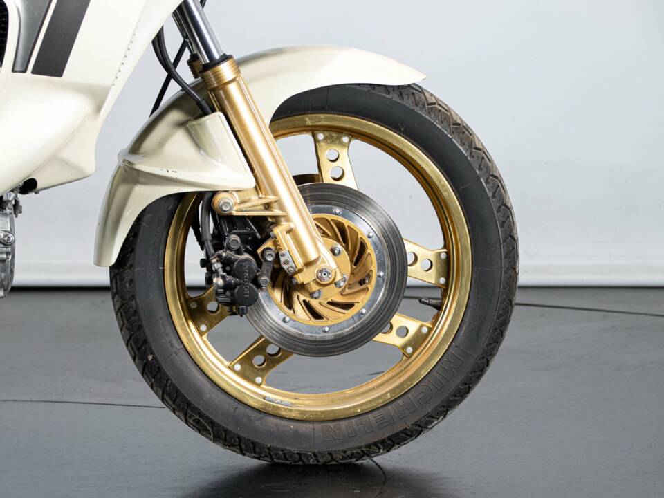 Image 27/50 of Honda CX 500 Turbo (1982)