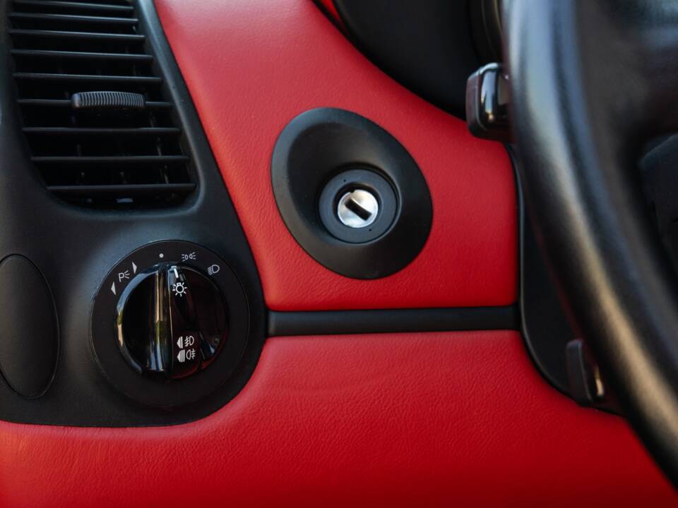 Image 65/73 of Porsche Boxster (2001)
