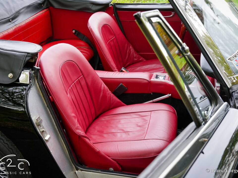 Image 9/51 of Austin-Healey 3000 Mk III (BJ8) (1967)