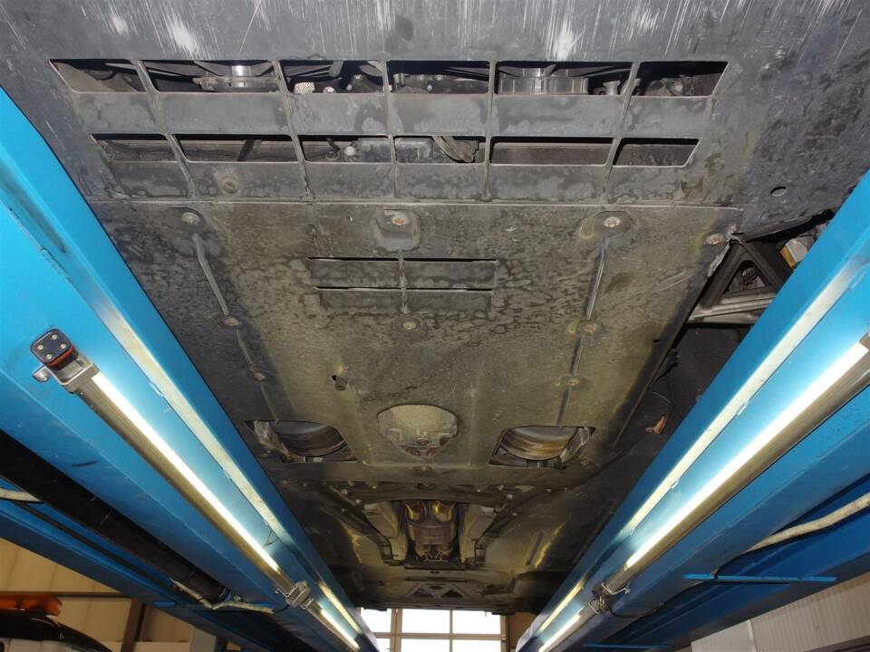 Image 87/99 of Ferrari California (2010)