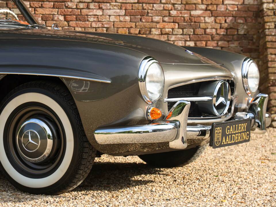 Image 28/50 of Mercedes-Benz 190 SL (1960)