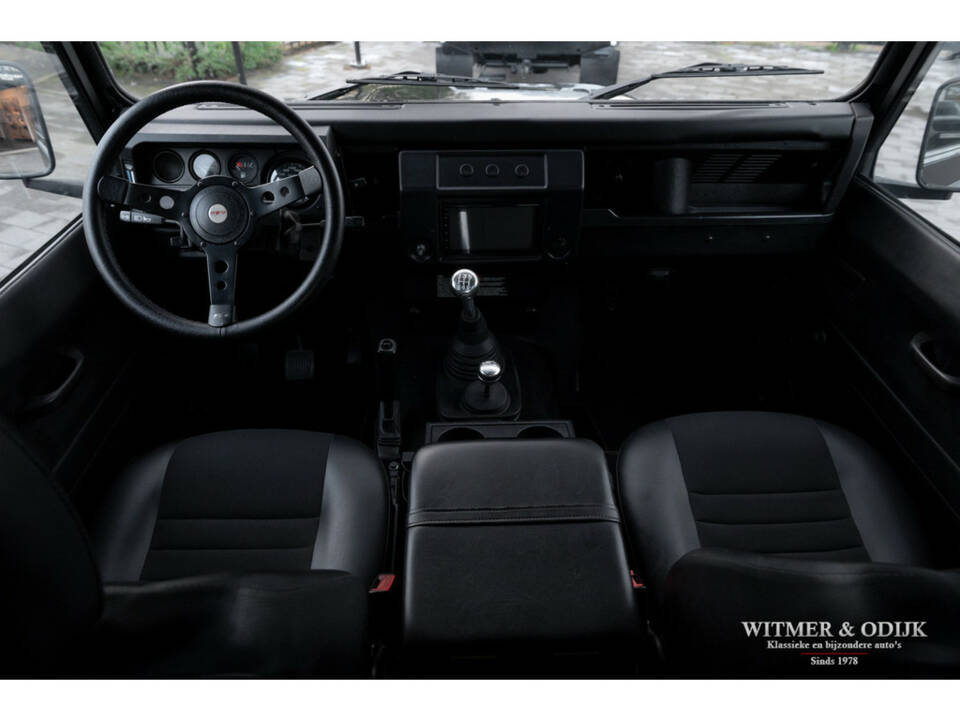 Image 10/30 of Land Rover Defender 90 (1997)