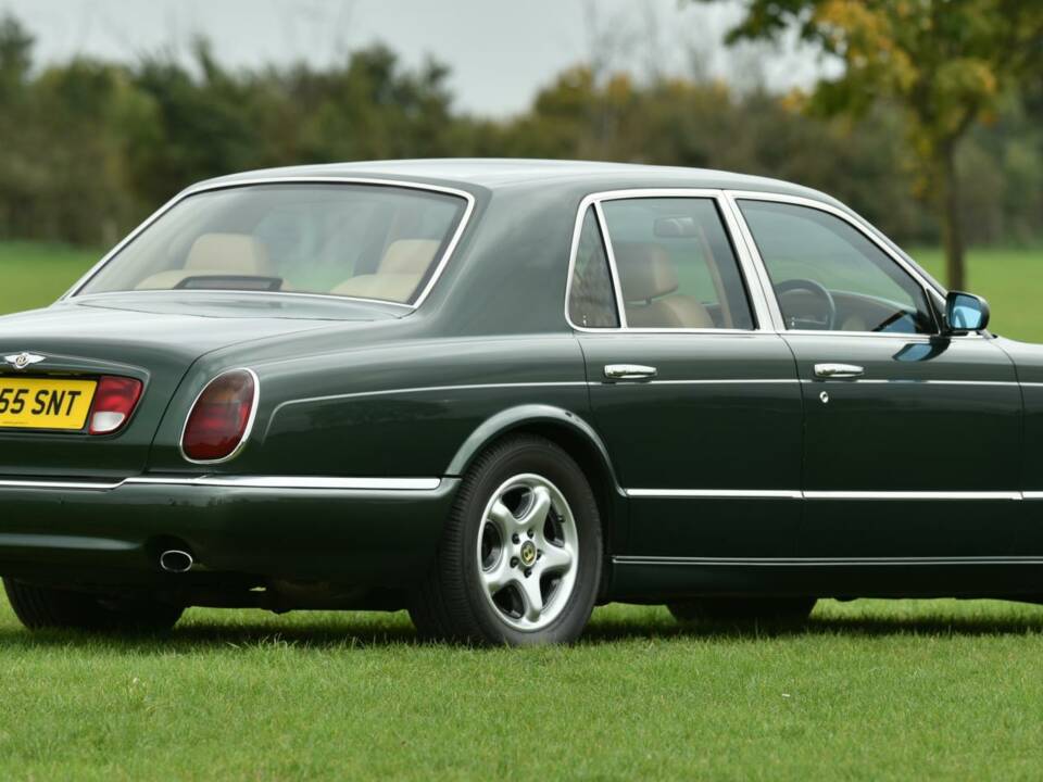 Immagine 10/50 di Bentley Arnage Green Label (1998)