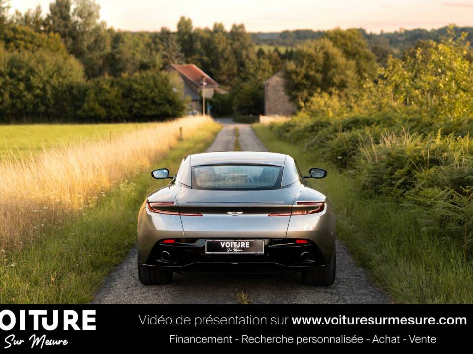 Image 5/29 of Aston Martin DB 11 V12 (2018)