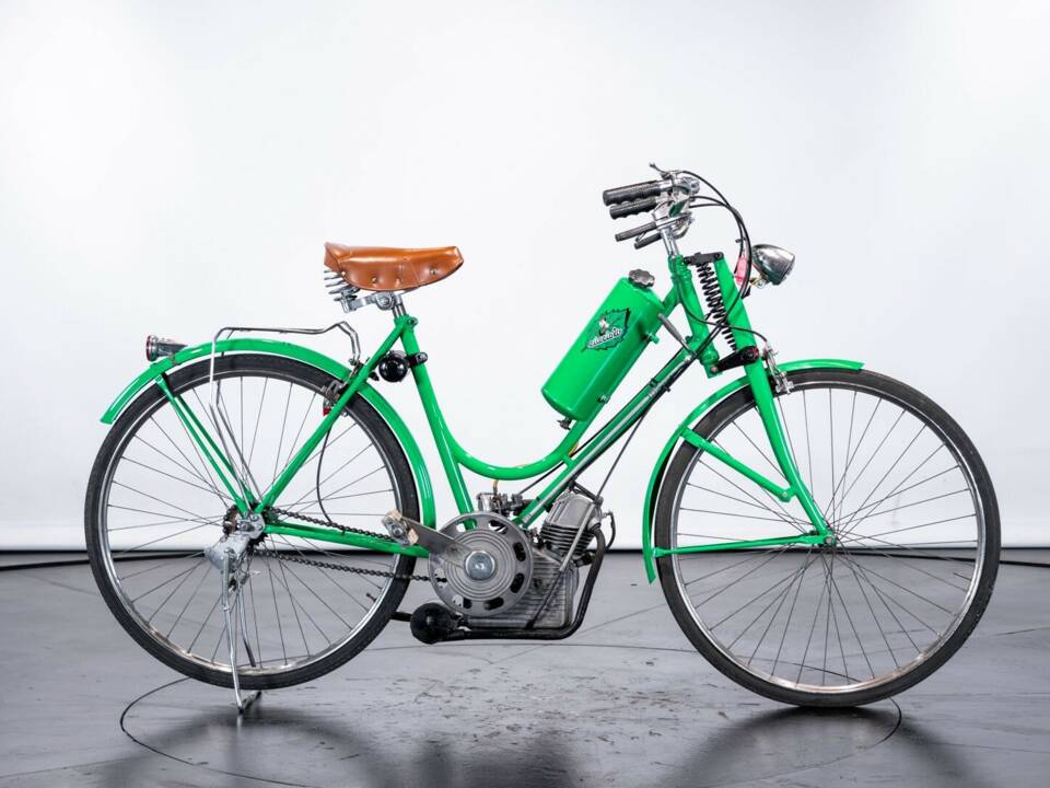 Image 3/47 of Ducati Cucciolo (1948)