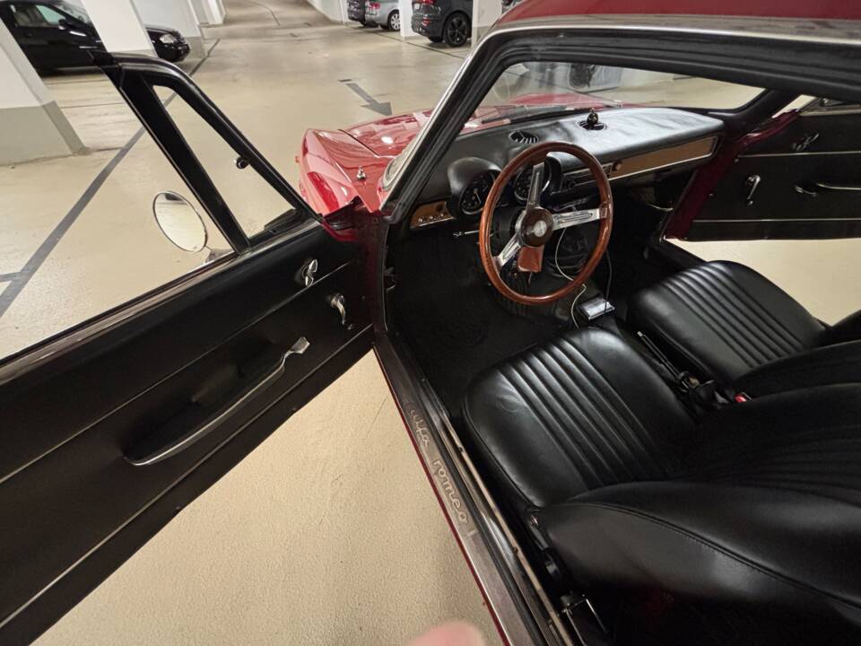 Afbeelding 20/33 van Alfa Romeo Giulia 1600 GT Junior (1972)