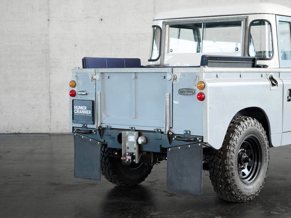 Bild 33/50 von Land Rover 88 (1961)