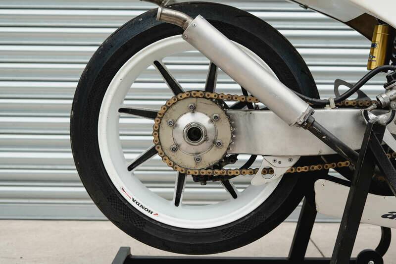 Bild 35/50 von Honda RS 250 RF (1993)