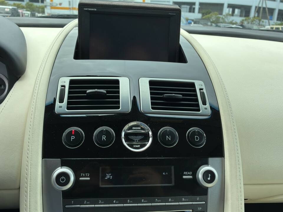 Imagen 18/60 de Aston Martin DB 9 (2011)