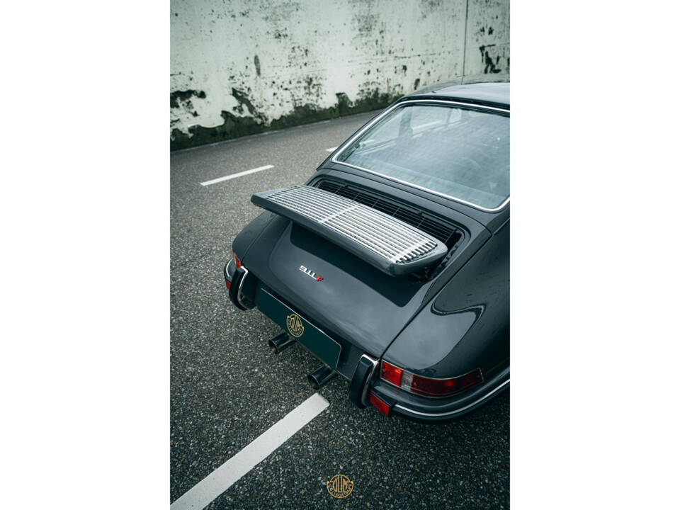 Imagen 9/50 de Porsche 911 2.4 E &quot;Oilflap&quot; (1972)