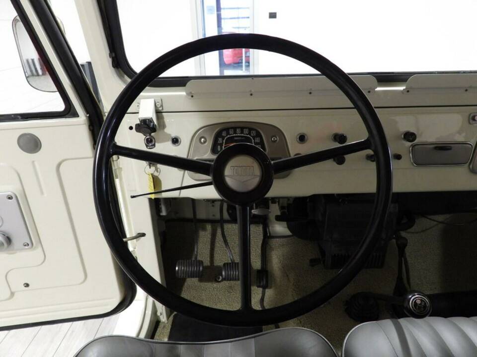 Imagen 6/15 de Toyota Land Cruiser FJ 40 (1972)