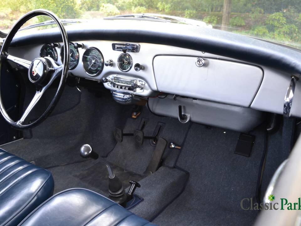 Image 24/50 of Porsche 356 B 1600 Super 90 (1962)