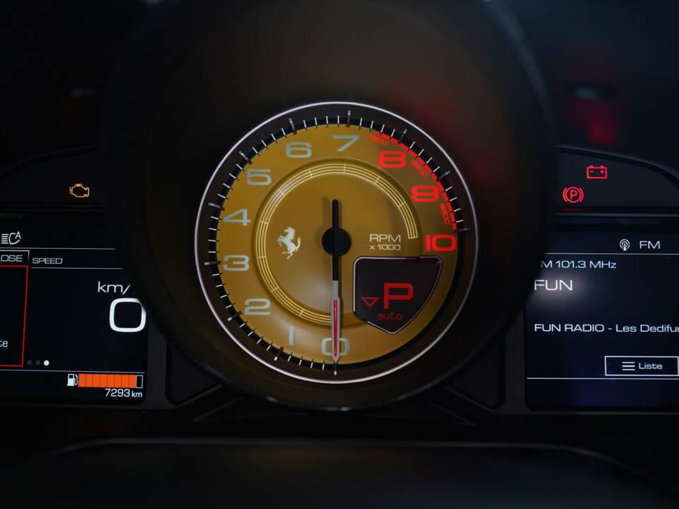 Imagen 32/50 de Ferrari Portofino M (2022)