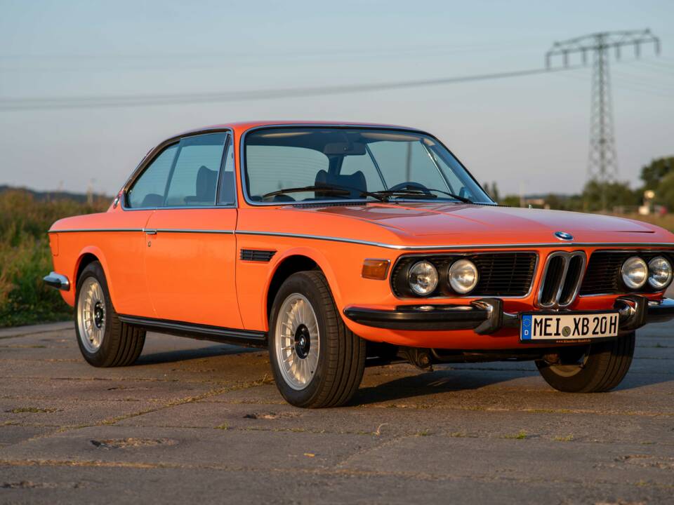 Bild 1/12 von BMW 3.0 CSi (1975)