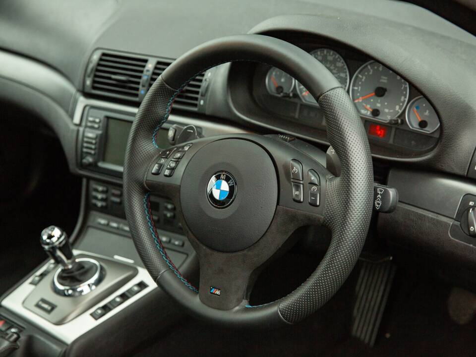 Image 9/50 of BMW M3 (2005)