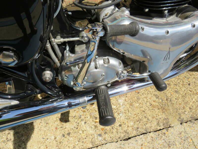 Image 30/45 of BSA A 10 Rocket Gold Star (1963)