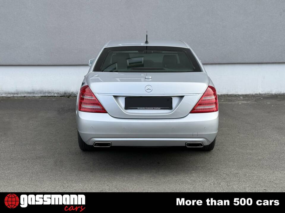 Immagine 8/15 di Mercedes-Benz S 450 CDI Guard LWB (2010)