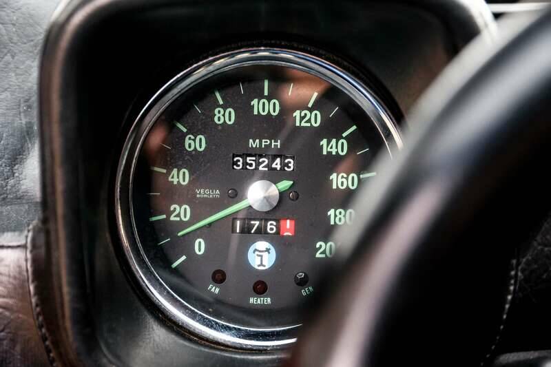 Bild 10/31 von De Tomaso Pantera (1971)