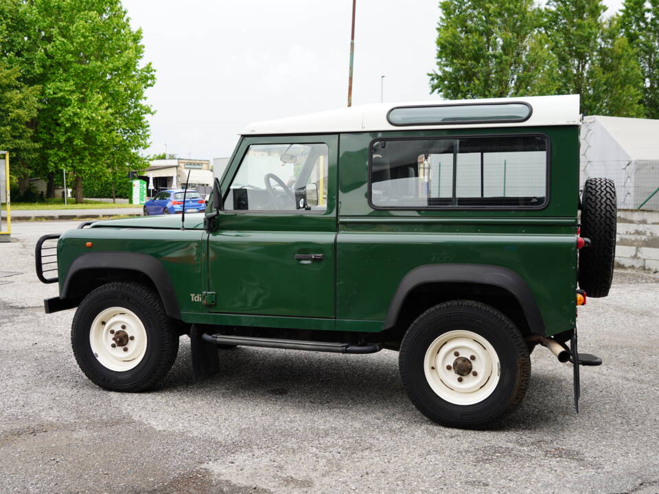 Image 35/35 de Land Rover Defender 90 (1998)